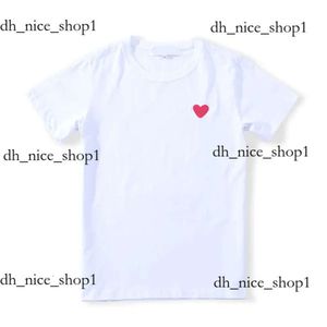 2023 Play Mens T Shirt Designer Red Commes Heart Women Garcons S Badge Des Quanlity Ts Cotton Cdg Embroidery Short Sleeve 111