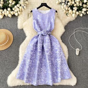 Vestidos casuais verão moda pista retro tanque vestido outono mulheres sem mangas lindo jacquard flor vintage midi com cinto