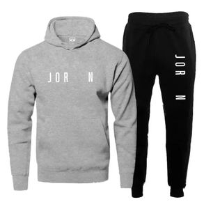 جديد في شوارع شارع Sweatshirt Mens Tracksuits Designer Basketball Hoodie Pants تناسب قطعتين مجموعات الخريف والشتاء.