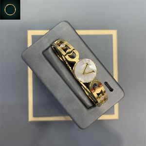 Designer Micro Inlaid Diamond feminino 20 cores Minimalista da moda Titânio Pulseira de aço Bracelets pendentes