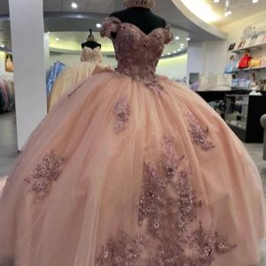 Pink Shiny 3D Flower -applikationer Quinceanera -klänningar med bågkulklänningar Tyll Princess Sweet 16 Dress Soe Up Vestidos de 15