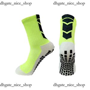 Sports Socks 2024 Sports Socks Anti-Slip Football Grip Socks Thickened Breathable Non Skid Soccer Socks Adults Kids Outdoor Cycling Sock 840