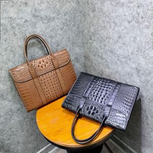 Bortkyror Crocodile Mönster Läder Business Handbag High-klass Single Shoulder Messenger Bag Laptop Men's Briefis225C