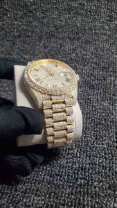Armbandsur 2023 Nya Iced Out Diamonds Watch Pass TT ETA 3255 rörelse mekanisk gul guld toppkvalitet män lyxurlåda inkluderar