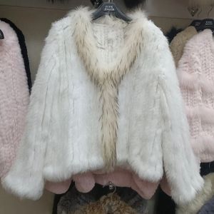 Fell 2023 Frauen gestrickt echte Kaninchenfellmantel mit Waschbär Pelzkragen Winter Langarm Mode echte Pelzjacke Outwear Femme