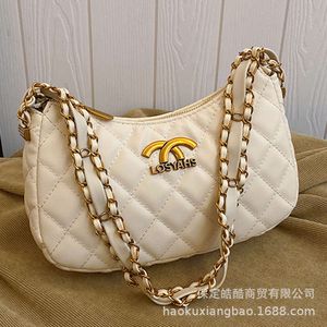 High End for Women's New Small Fragrant Style Diamond Grid Chain 2023 Autumn/winter Fashion Single Shoulder Underarm Bag 88% factory direct