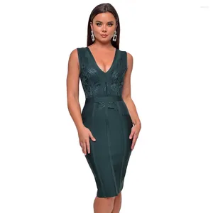 Casual Dresses WillBeNice 2024 Grüne Sommermode Hohe Qualität Sexy Frauen V-Ausschnitt, figurbetonte Spitze Ärmellose Bandage Frau Club Wear