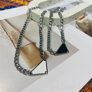 Triangle luxury necklace love designer pendant necklace for mens trendy plated silver link chains triangular outdoor shopping jewelry delicate ZB011 B4