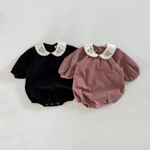 Autumn Infant Embroidery Flower Lace Collar Casual Long Sleeves Bodysuit Boy Girl Baby Simple Comfortable Loose Cotton Onesie 240219