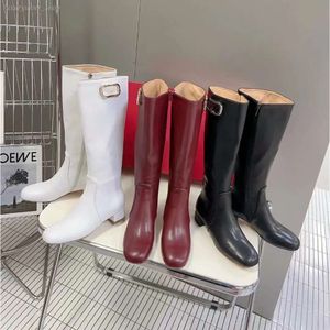 Fashionable Knee Boots women genuine leather thick heel side zipper casual knight boot metal buckle decoration square toe cap classic low heels Designer Boots