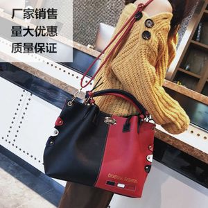 Spring/summer Personalized Large Capacity Single Shoulder Crossbody for Women 2021 Korean Fashion Versatile Handheld Bag 75% factory direct sales