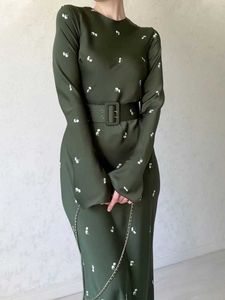 Podstawowe sukienki swobodne sukienki z nadrukiem dla kobiet jesień i zimowy zielony rękaw zielony długi spódnica Pasek damski elegancki retro swobodny luźne dopasowanie długi SK J240224
