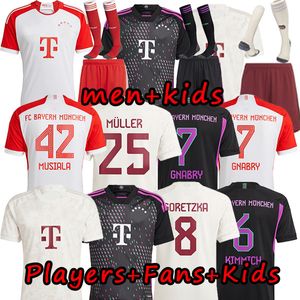 Camisas de futebol 23 24 Sane Munique Kimmich Coman Muller Davies Camisa de Futebol Homens Kit 2024 Top Tailândia Uniforme de Qualidade com Manga Curta Goretzka Winter Wear Jogador