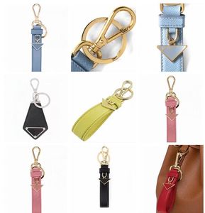 Luxusmarke Schlüsselanhänger Mode Bag Anhänger Männer Frauen Auto Schlüsselkette Prad Keyring Designer Metall Leder Schlüsselbund sehr schöne Liebhaber Schlüsselanhänger exquisite Schmuckgeschenke