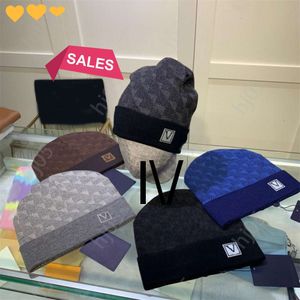 aPlaid berretto firmato cappelli firmati da uomo berretti lavorati a maglia cappello invernale autunno berretto termico con teschio sci viaggio classico berretti di lusso marrone bl331sU