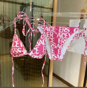 Kvinnors designer rosa bikini badkläder kvinnor mode brev tryck bikini kort set thongs mode bh strand party sexig push up bandage baddräkt simning slitage