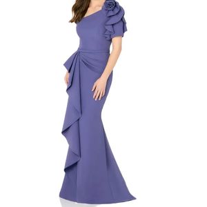 Elegant Lavender Mermaid Mother Of The Bride Dresses Off The Shoulder Long Satin Slim Formal Occasion Evening Dress Women Hand Made Flowers Chic Wedding Guest Gowns