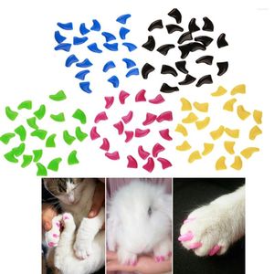犬のアパレル100pcs猫ネイルクリッパー素敵なペットの爪制御プロテクターとサイズXS（各種色）
