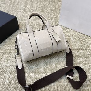 Caoches Bolsas de travesseiro de ombro de ombro Caoches Bolsas de luxo de luxo Moda feminina C-Letters Solid Color Tote Bag Wallet