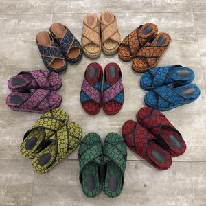 Designer Sandálias Chinelos Clássicos de Verão Mulheres Plataforma Slides Grosso Plataforma Chinelos Scuffs Multicolor Macaron Rosa Azul Canvas Denim Slides