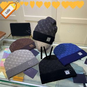 Aplaid Designer Beanie Designer Hats для мужчин вязаные шляпы зимняя шляпа Осень тепловая крышка черепа Клапка Классические роскошные шапочки коричневые черные серые сохраняют WA331SWU