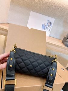 2024 new barrel bag, pen holder bag, original new women's crossbody bag, high-end fashion designer bag, built-in large capacity mobile phone bag, chain bag Y Love money