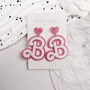 Charms 2024 Little Fresh Pink Acrylic Temperament Love Letter örhängen Sparkling Earnail Accessoarer för kvinnor