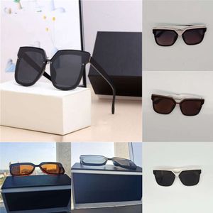 Top Sunglasses Polaroid Lens Designer Womens Mens Goggle Frame Vintage Metal Sun Glasses with Box for Sale Senior Eyewear for Women Eyeglasses