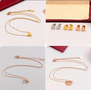 Fashionable Love Titanium Steel Necklaces Earring for Women's Non Fading Zircon Inlaid Clavicular Necklace Peach Heart Pendant Jewelry Accessories Wholesale