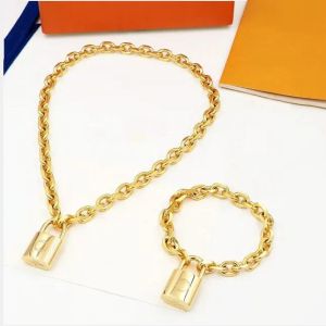 Luxury Gold silver Lock Pendants Necklaces Fashion Cuban Chains Bracelets Brand jewelry hand chain Punk Necklace for Charm Men women Hip Hop Chokers Coarse chain