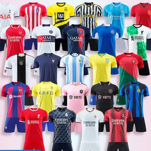 2024 Club Football Kit für Erwachsene und Kinder (ohne Socken)