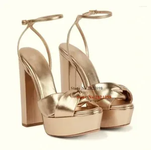 ドレスシューズOlie 140mm High Gold Leather Platform Heel Sandals女性クロスノット分厚いかかと夏のパーティー