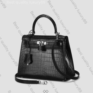 All Handmade Shoulder Bag Brand Designer Handbag Luxury Matte Crocodile Bag 25 28cm med importerad krokodilhud Franska bivaxtråd 24K Guldpläterad hårdvara
