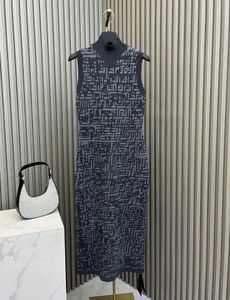 Blue Blue Slim Fit Multi Logo Twhible 2024 ربيع/صيف جديد O-Deiveless Designer Designer Dress Dress Brand Grand Same Style Dress