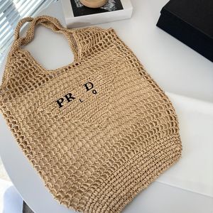 Modedesigner Tote Raffias Beach Beach Storage Bag Women's Woven Bag Mens Straw Triangle Bag Luxurys Handväska Cross Body Bag Classic Travel Axel Bag Shopper Bag