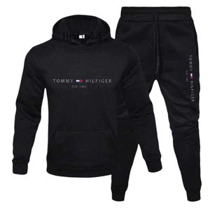 Mens Tracksuits TommyHilfiger Designer Sports Suit Original kvalitet Casual Thicked tröja Tryckbit Huven Sportkläder Wear 3Q4ECDQSIL2OC8O