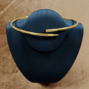 Woman jewelry Designer necklace simple geometric sweet cool collar Fashion love Nacklace Gold Wedding Party Jewelry