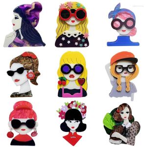 Brooches Summer Fashion Sunglasses Cool Girl Acrylic For Women Funny Cartoon Pins Badge Designer Jewelry