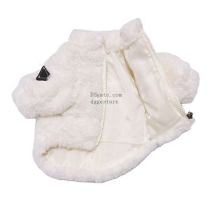 Abbigliamento invernale per cani Abbigliamento per cani di marca Cappotto di pelliccia sintetica per cani di lusso Dolcevita Maglione per cuccioli Giacca per animali domestici per la stagione fredda Giacche calde per cani di taglia piccola e media Bianco 904