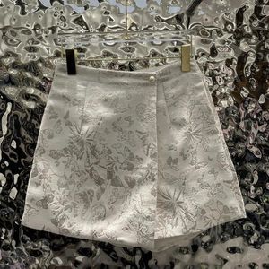 Kvinnors shorts klassisk fjäril Jacquard Gold Filigree Paddle Hakama Design Versatil Fashion Senior Dress Girly Style