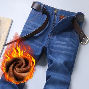 Dżinsy męskie jeansu jesień i zima nowe pluszowe zagęszczone luźne, proste, ciepłe prace Casual Long