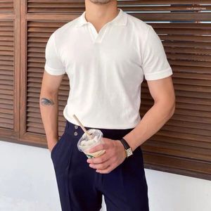 Polo da uomo Polo in maglia tinta unita con risvolto senza bottoni manica corta slim fit maglietta sottile casual retrò estate 2024