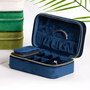 Back Make Up Bag Vintage Necklace Ear Studs förvaringsmycken Box Girl Headwear Large Capacity Jewelry Earring Storage Box