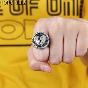 Topgrillz Nytt trasigt hjärta Iced Out Bling Ring Micro Pave Cubic Zircon Stones Hip Hop Jewelry 201026284e