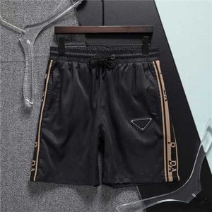 Designer Mens Shorts European och American 2024 Designer Street Sports Pants Casual Triangle Tryckt Letters Beach Pants Surfing föredrog snabba torkkläder MX