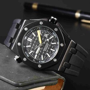 Nytt AP -åttkantigt fodral Oak Silikonband Kalender Trend Utsökta män Man Quartz Watch Watches Multifunktion Chronograph Six Needles Full Function Sapphire Glass