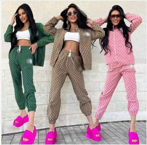 Womens Designer Two Piece Pants Tracksuits Nytt märke för avslappnade modeflickor Tryckt jogger set jacka + pant damer högkvalitativ träning lyx svettdräkter