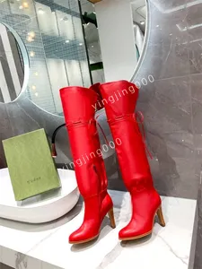 Yeni tasarımcı botları batı kadın kovboy botları moda markası kabartmalı mikrofiber deri parlak elmas kaliteli siyah beyaz yüksek botlar kadınlar için seksi cz240270