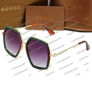 2024 Designer óculos de sol para mulheres homens ggities óculos de sol proteção uv homens óculos gradiente metal dobradiça lunettes de soleil moda feminina espetáculo