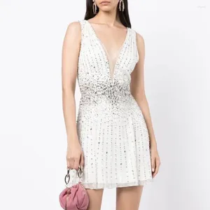 Abiti casual Scollo a V Abito in raso bianco Paillettes A-line Party Mini Cocktail Abbigliamento donna Abbigliamento donna con perline Realizzato su misura